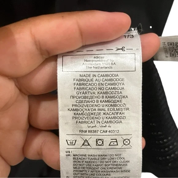 Adidas Men's Black Own the Run Tee Shirt Size Large - Picture 6 of 6